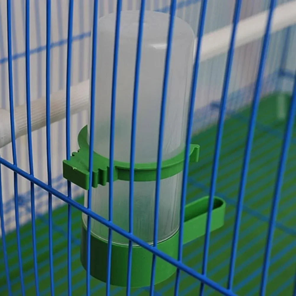 1Pc Bird Feeder Waterer Drinker Pet Clip for Bird Feeder Parrot Pet Water Dispenser Agricultural Equipment (Size:M/L)